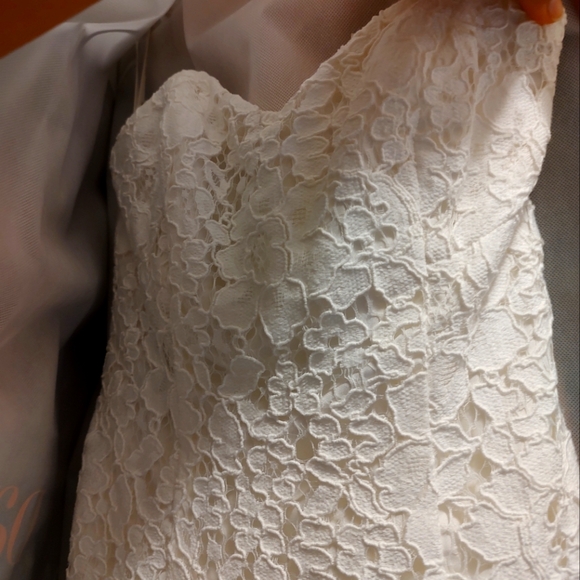 NWT Galina High-Low Lace Corded Strapless Wedding Dress - Picture 4 of 7